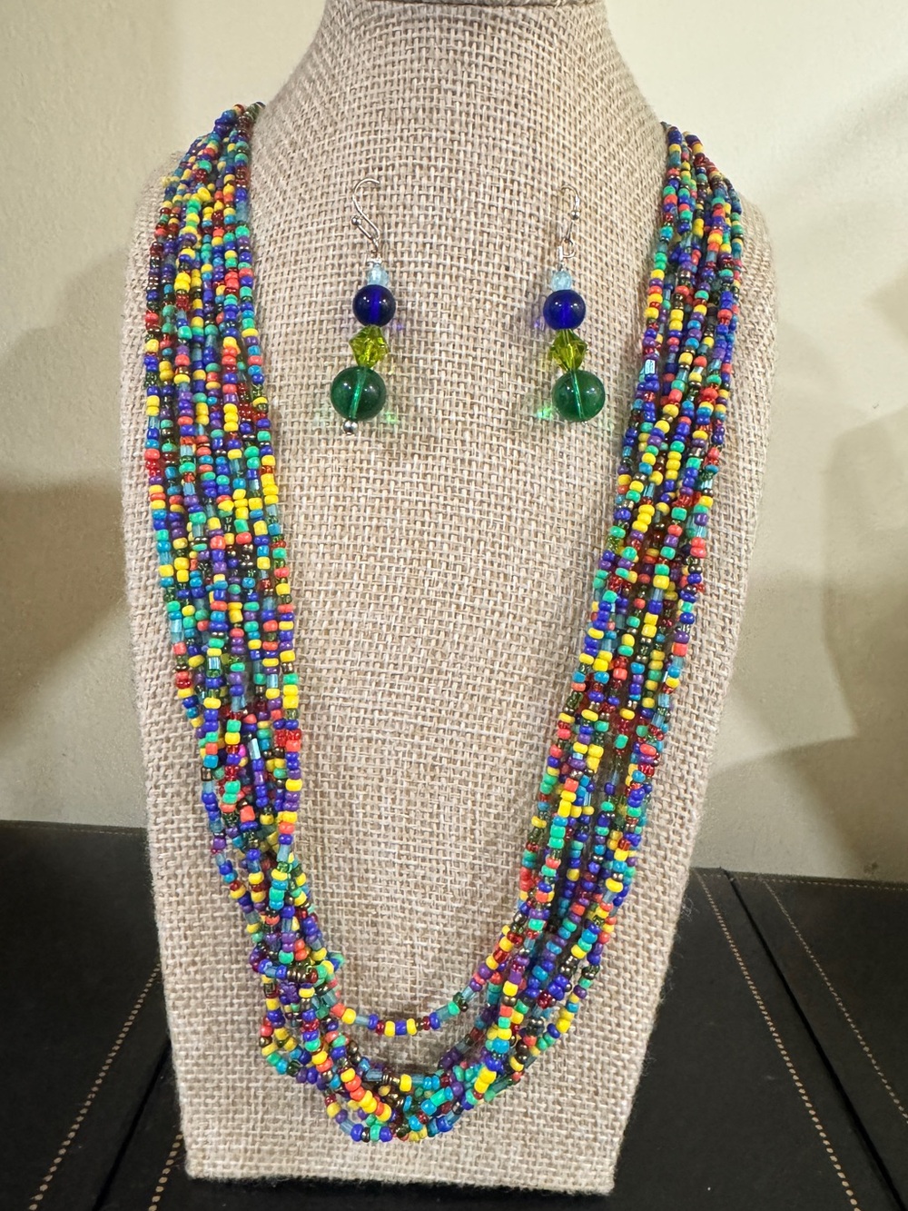 Vintage Multicolor Beaded Necklace & Earrings Like New